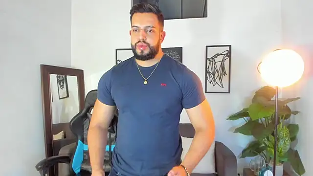 Justin kingX7 online show from February 12, 1:00 am