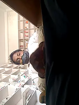 Snapshot of blackdick44 chatting on October 9, 6:33 am blackdick44 online show from October 9, 6:33 am