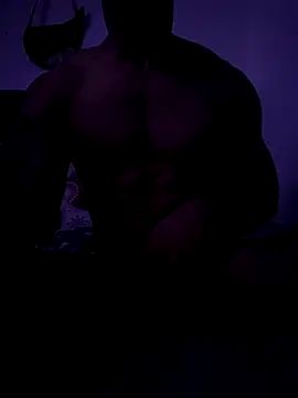 Snapshot of adrian_ray chatting on October 22, 5:19 am adrian ray online show from October 22, 5:19 am