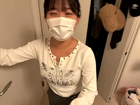 hikiwarinatto xoxo online show from December 16, 8:41 am