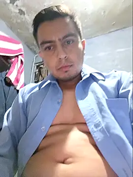 Snapshot of Aaia93 chatting on September 21, 11:45 am Aaia93 online show from September 21, 11:45 am