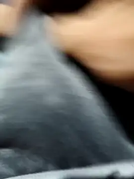 Snapshot of Aaia93 chatting on October 14, 6:25 am Aaia93 online show from October 14, 6:25 am