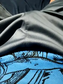 Snapshot of Aaia93 chatting on October 15, 6:57 am Aaia93 online show from October 15, 6:57 am