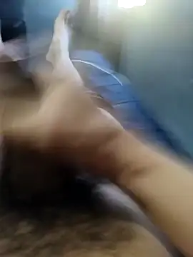 Snapshot of Aaia93 chatting on October 27, 1:26 pm Aaia93 online show from October 27, 1:26 pm