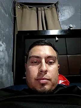 Snapshot of Aaia93 chatting on November 29, 6:38 am Aaia93 online show from November 29, 6:38 am