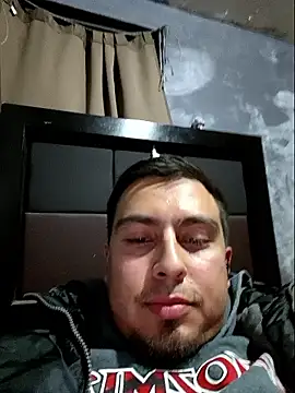 Snapshot of Aaia93 chatting on December 2, 7:47 am Aaia93 online show from December 2, 7:47 am