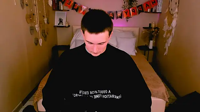 David  Diamond online show from October 26, 4:02 pm