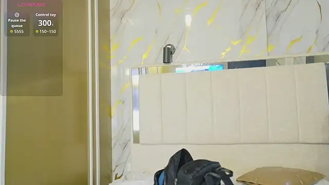 Olivia11  online show from April 24, 1:02 pm