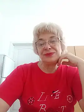 Snapshot of 52MiaLove02 chatting on May 22, 4:41 am 52MiaLove02 online show from May 22, 4:41 am