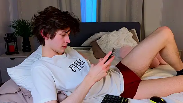  Den1s  online show from February 4, 1:39 pm