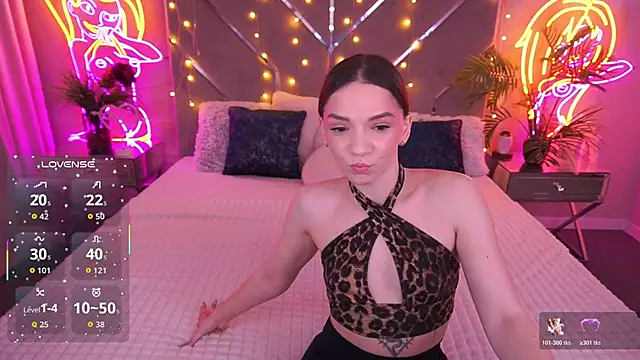 MirielleNymph online show from April 13, 12:32 pm