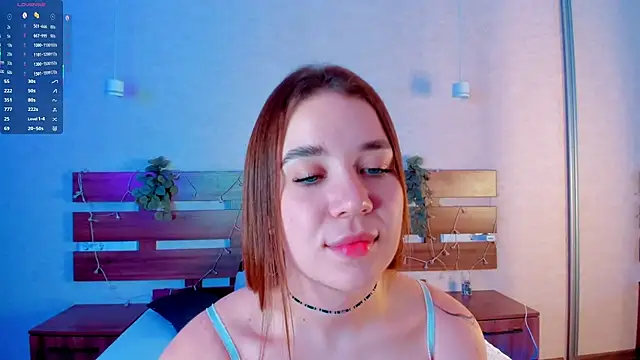 Snapshot of KarenGibbs chatting on November 6, 7:31 am KarenGibbs online show from November 6, 7:31 am