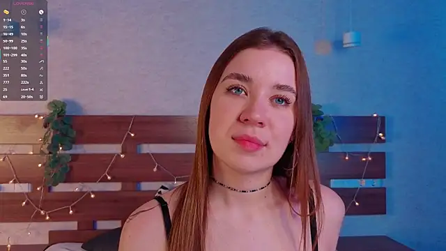 Snapshot of KarenGibbs chatting on November 8, 6:57 am KarenGibbs online show from November 8, 6:57 am