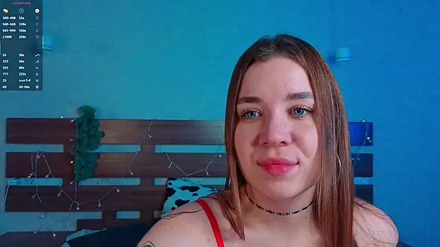 Snapshot of KarenGibbs chatting on November 9, 7:06 am KarenGibbs online show from November 9, 7:06 am