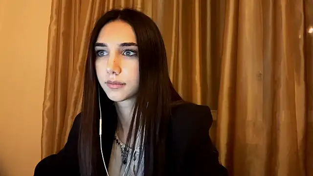 Snapshot of LinaMour chatting on September 20, 10:11 pm LinaMour online show from September 20, 10:11 pm