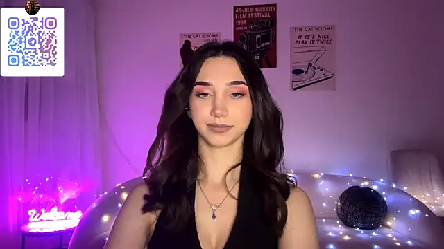 LinaMour online show from April 4, 10:51 pm