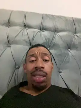 Snapshot of fitsexyman chatting on January 10, 7:59 pm fitsexyman online show from January 10, 7:59 pm