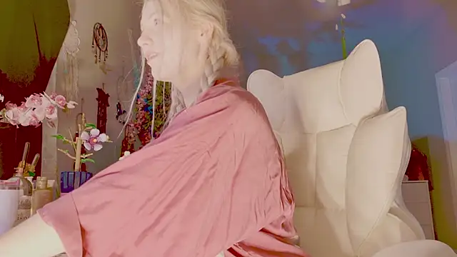 Talulaa online show from March 9, 9:41 pm