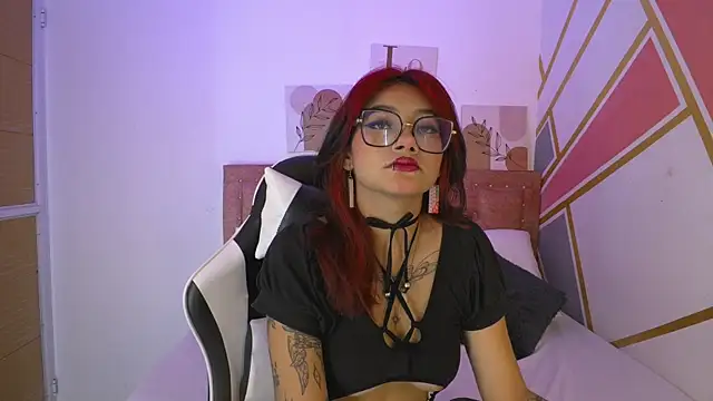 Lucy boobss online show from April 24, 3:53 am