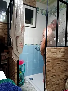 Snapshot of JPB052 chatting on October 3, 4:48 pm JPB052 online show from October 3, 4:48 pm