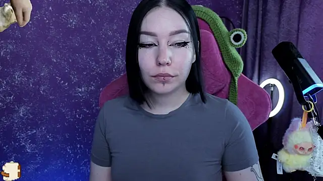 Snapshot of MargarettRose chatting on July 16, 3:45 am MargarettRose online show from July 16, 3:45 am