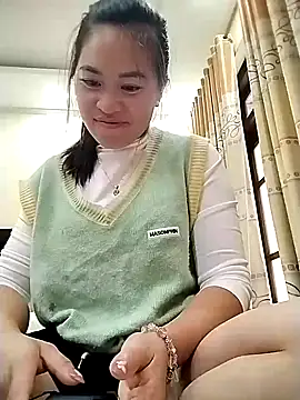 Snapshot of tuyetnhi-00 chatting on November 5, 12:43 am tuyetnhi-00 online show from November 5, 12:43 am