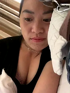 Snapshot of tuyetnhi-00 chatting on November 6, 12:55 am tuyetnhi-00 online show from November 6, 12:55 am