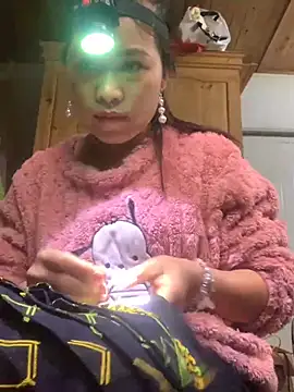 Snapshot of tuyetnhi-00 chatting on November 13, 12:42 am tuyetnhi-00 online show from November 13, 12:42 am