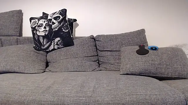 Snapshot of sexpourvous chatting on November 27, 7:43 am sexpourvous online show from November 27, 7:43 am