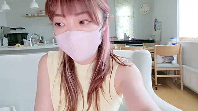 SUZU 1201 online show from June 9, 12:33 am
