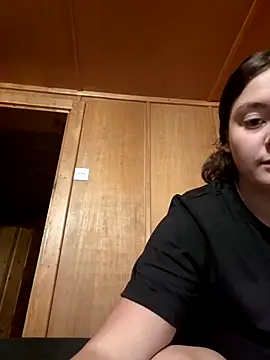 YoungLiisaxx online show from September 9, 5:40 am