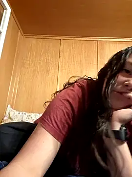 YoungLiisaxx online show from November 13, 7:46 pm