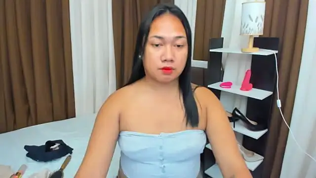 TsUncutKaren online show from September 10, 6:02 am