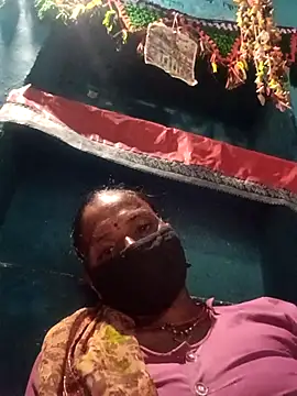 Snapshot of Jan_643 chatting on October 6, 5:49 am Jan 643 online show from October 6, 5:49 am