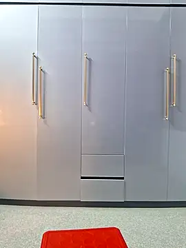 Mlemmz online show from February 20, 11:05 pm