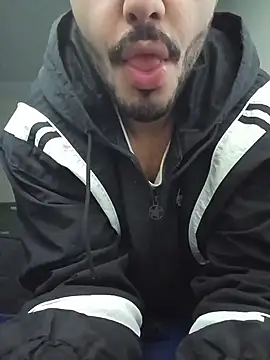 Snapshot of Arab_malek chatting on December 19, 4:58 pm Arab malek online show from December 19, 4:58 pm