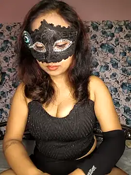 Snapshot of yours_sugar_babe chatting on May 9, 10:42 am yours sugar babe online show from May 9, 10:42 am