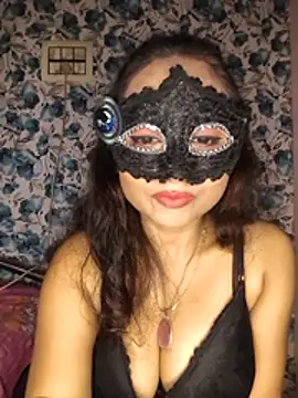 Snapshot of yours_sugar_babe chatting on May 31, 10:44 am yours sugar babe online show from May 31, 10:44 am