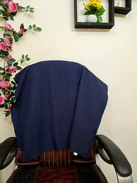 Snapshot of ariya-03 chatting on October 25, 10:12 am ariya-03 online show from October 25, 10:12 am