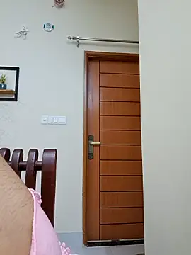 Snapshot of ariya-03 chatting on November 5, 4:23 am ariya-03 online show from November 5, 4:23 am