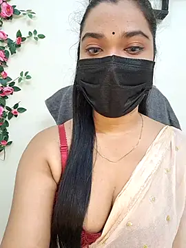 Snapshot of ariya-03 chatting on January 12, 5:23 am ariya-03 online show from January 12, 5:23 am