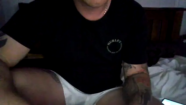 brokecountrylads online show from November 5, 8:14 am