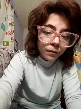 queencobra18  online show from November 21, 4:00 am