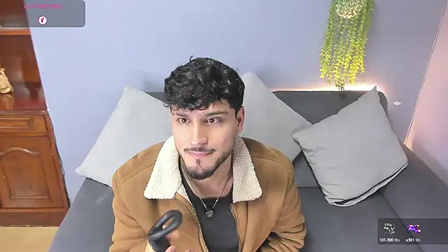 Snapshot of JaackDick_ chatting on October 16, 1:01 pm JaackDick online show from October 16, 1:01 pm
