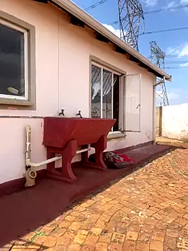 Melanin2002 online show from October 31, 11:44 am