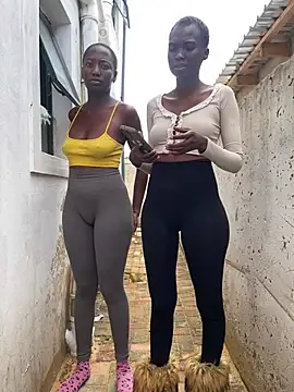 Melanin2002 online show from April 3, 8:45 am