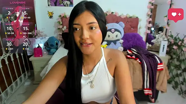 Snapshot of Bellaceleste5350 chatting on October 18, 6:30 pm Bellaceleste5350 online show from October 18, 6:30 pm
