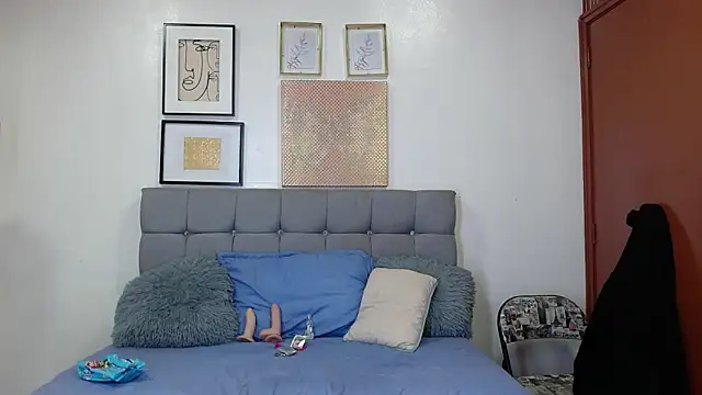  naomi s online show from April 5, 1:30 pm