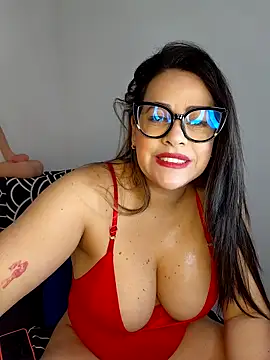 Nicoleefaith  online show from September 13, 1:00 pm