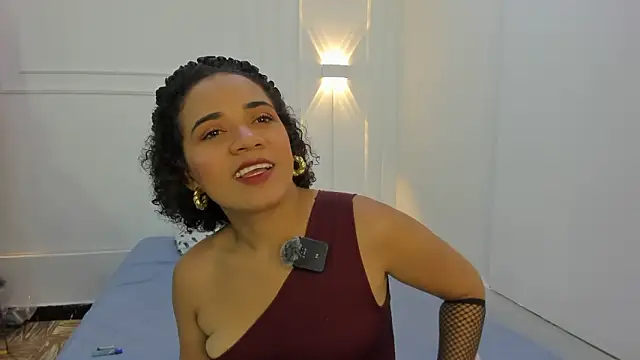 charlotte dante212 online show from March 6, 4:20 am